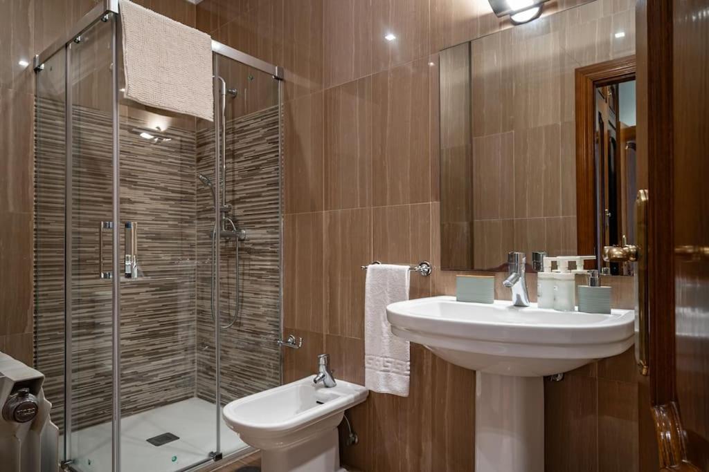 Apartamento La Joya Gijón Kültér fotó